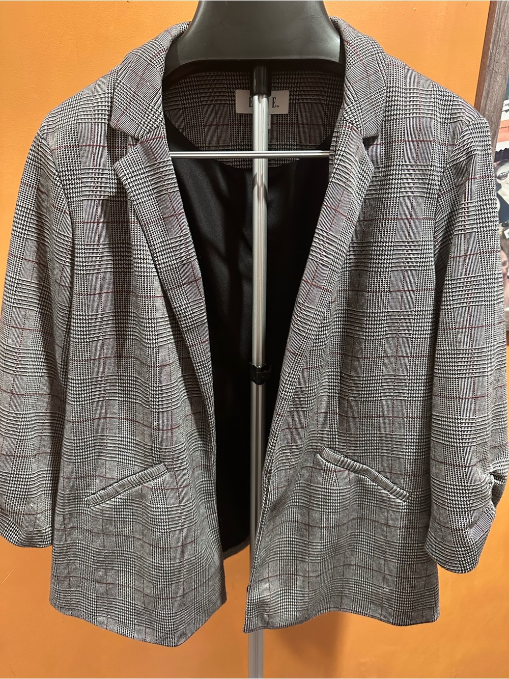 Plaid Grey Open-Front Blazer Jacket - Brand: Elle